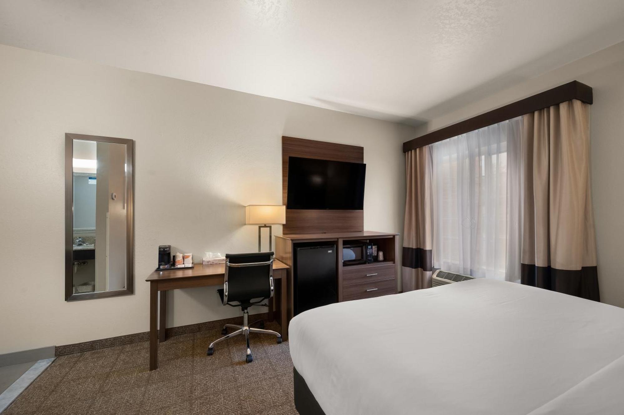 Comfort Inn&Suites Fenton Exterior foto